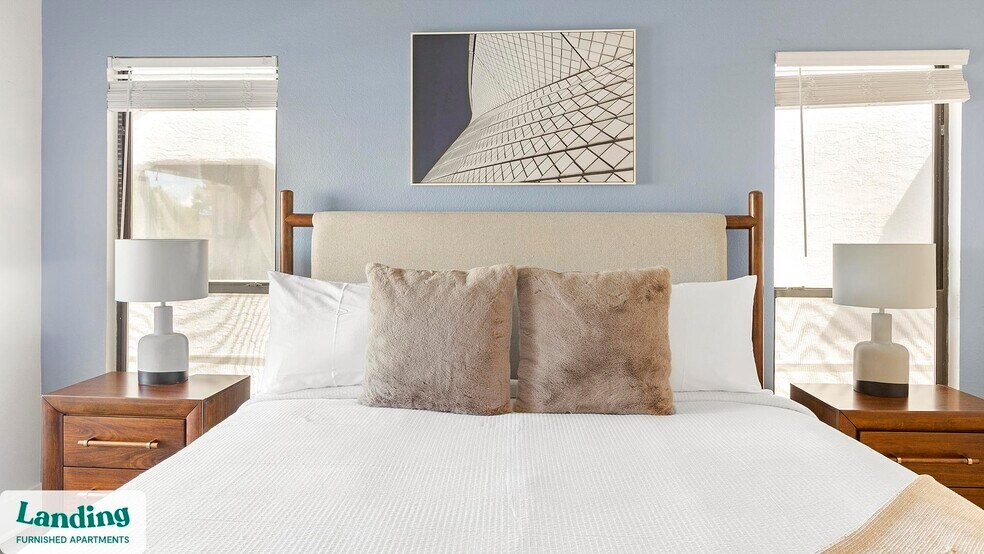 Building Photo - 5272 Tamarus St