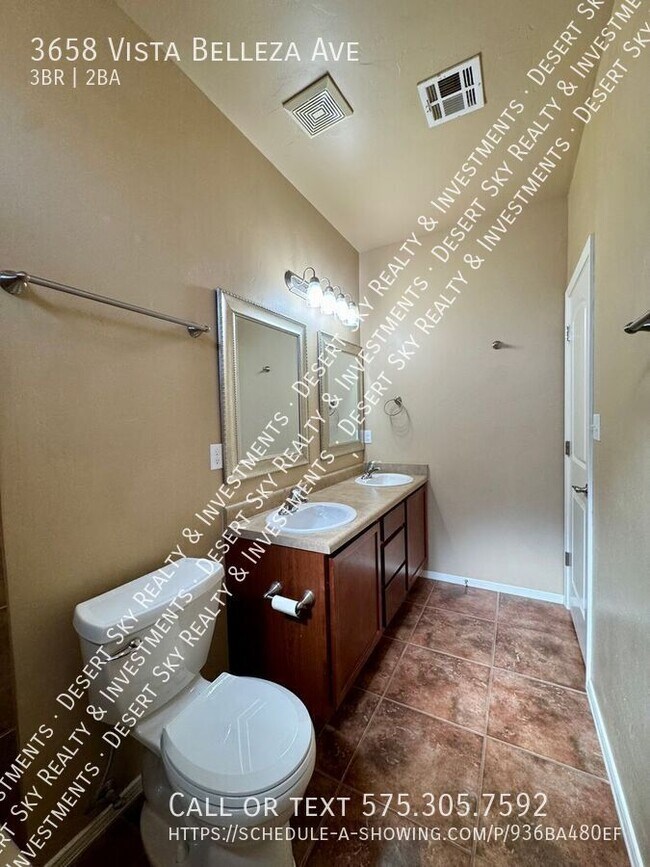 Building Photo - 3658 Vista Belleza Ave