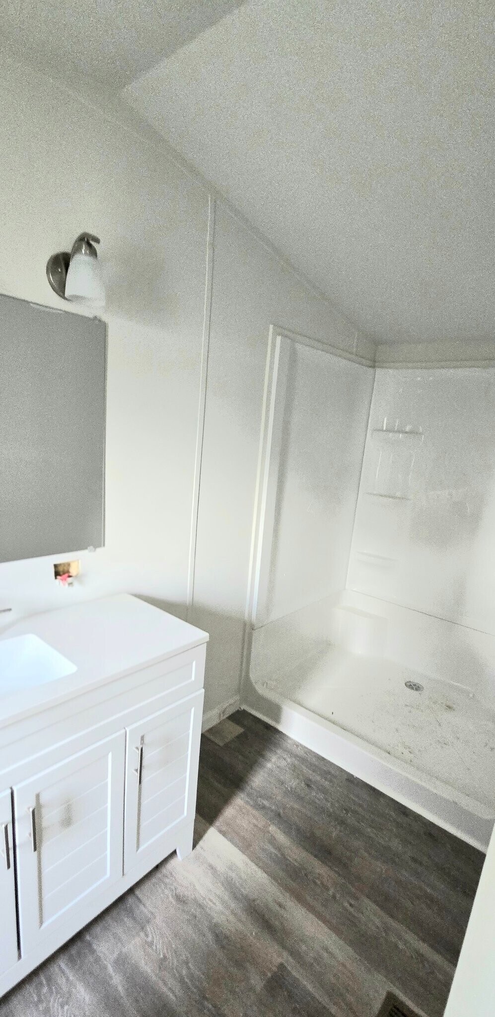 Building Photo - 968 Cy Cir
