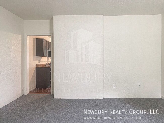 Building Photo - 18 South St