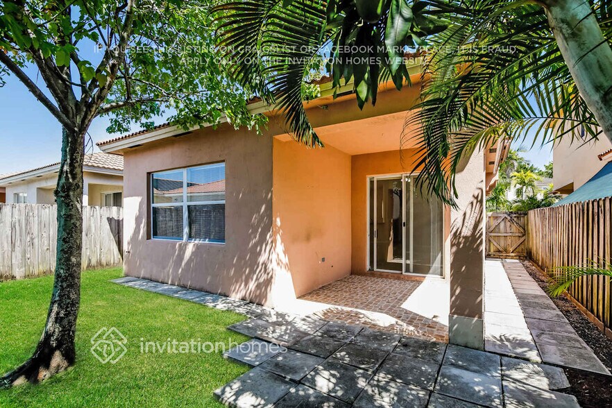 Building Photo - 2150 NE 37th Rd