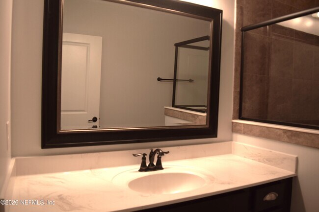 Building Photo - 247 Amistad Dr