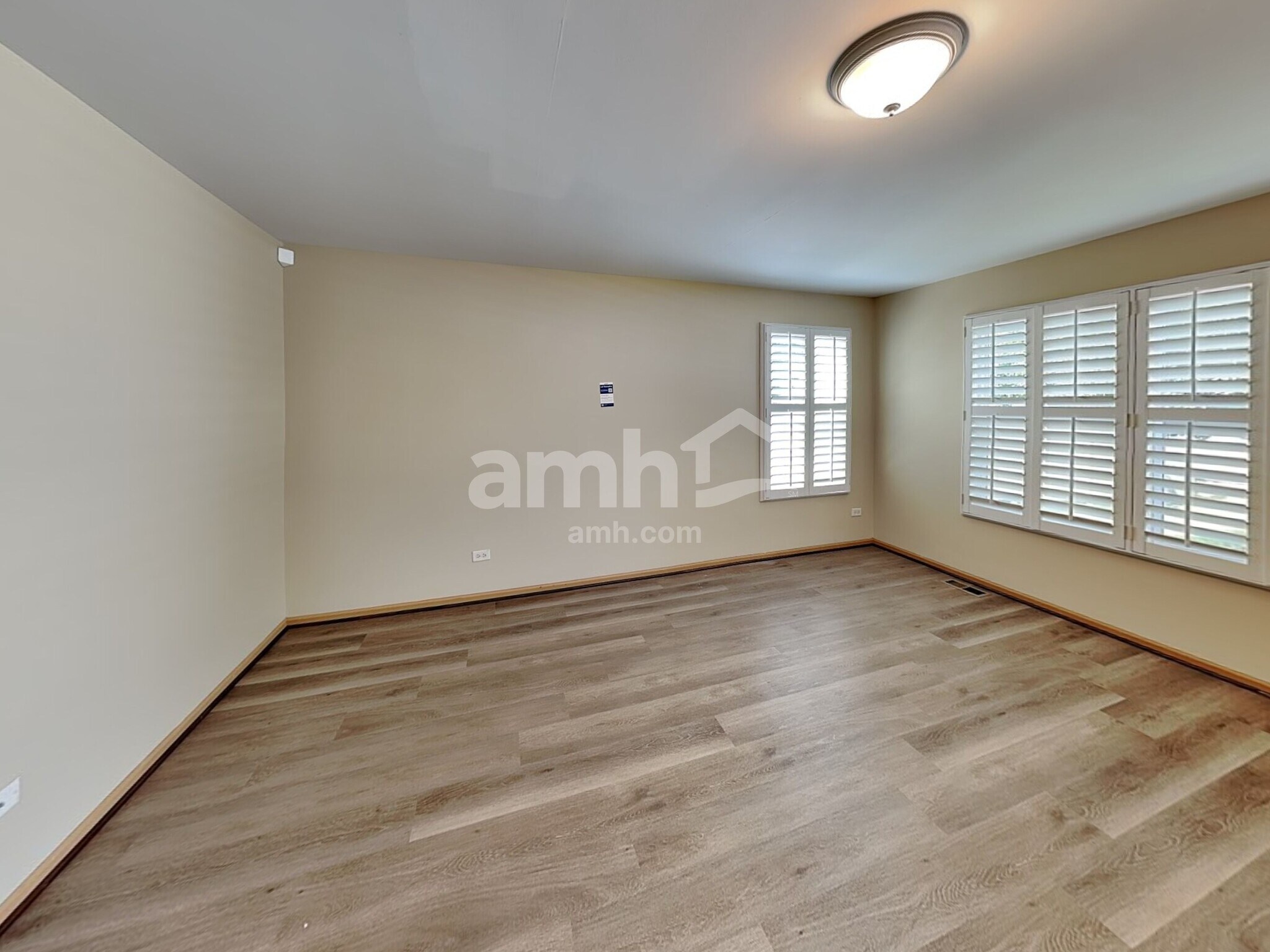 Building Photo - 1217 Dauphin Dr