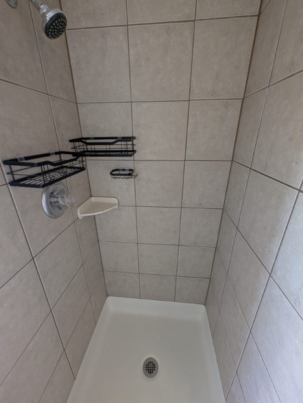 Building Photo - 3827 S 48th St