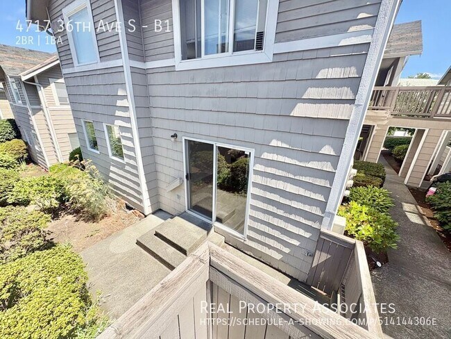 Building Photo - 4717 36th Ave S