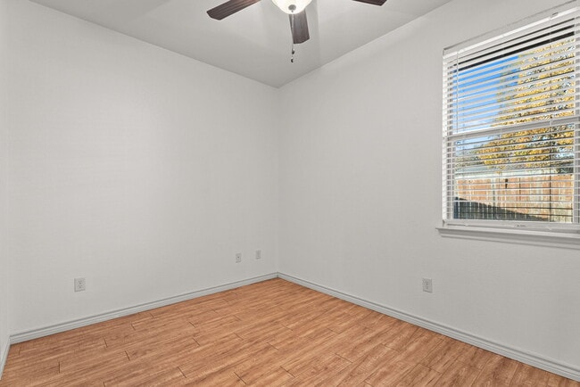 Building Photo - 19036 County Rd 1202