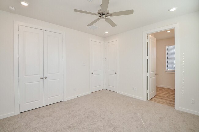 Building Photo - 3249 Loam Ln