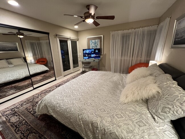 Building Photo - 7411 Herschel Ave