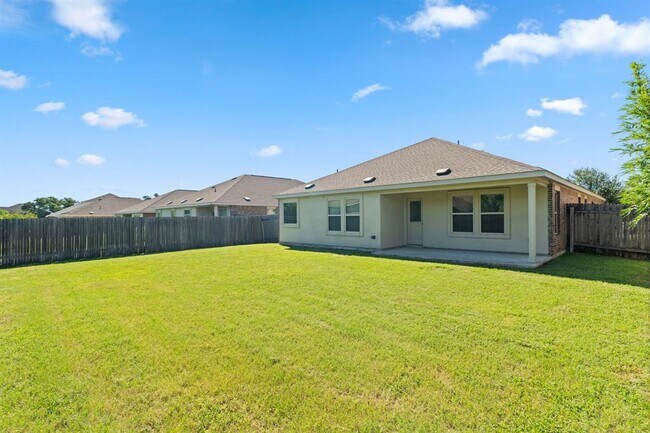 Building Photo - 817 Tabernash Dr