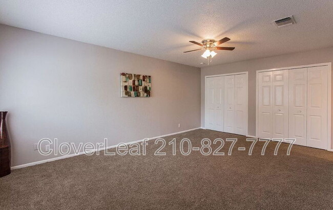 Building Photo - 4961 Champlain Dr