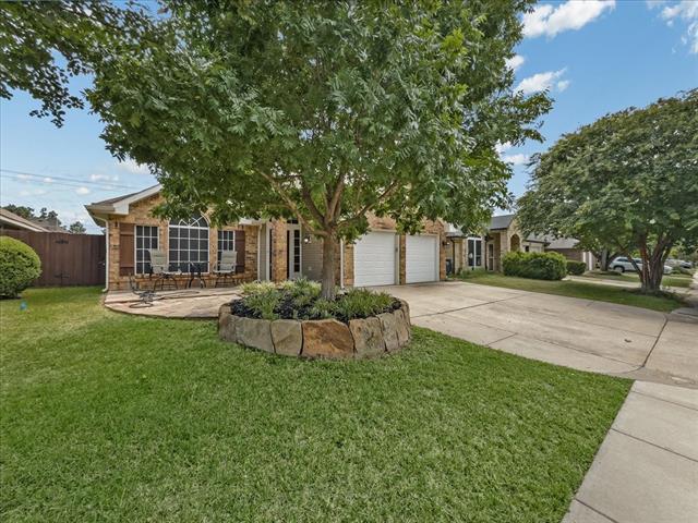 Building Photo - 2745 Salado Trail