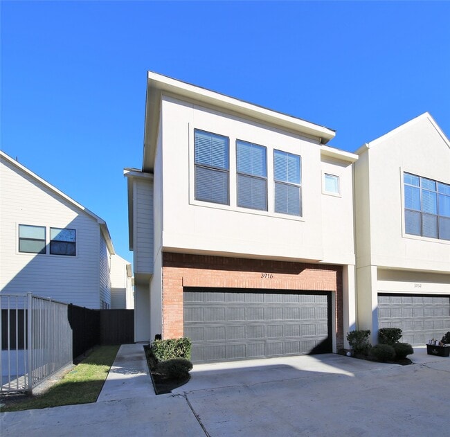 Building Photo - 3916 Tulane Oak Dr