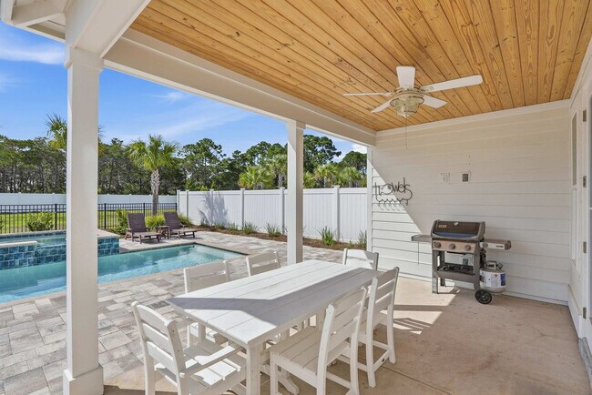 Building Photo - 508 Lyndell Ln