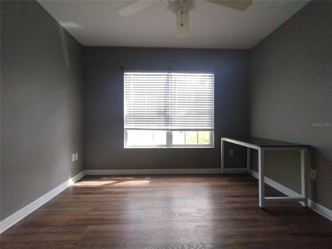 Building Photo - 138 SW Gremlin Way