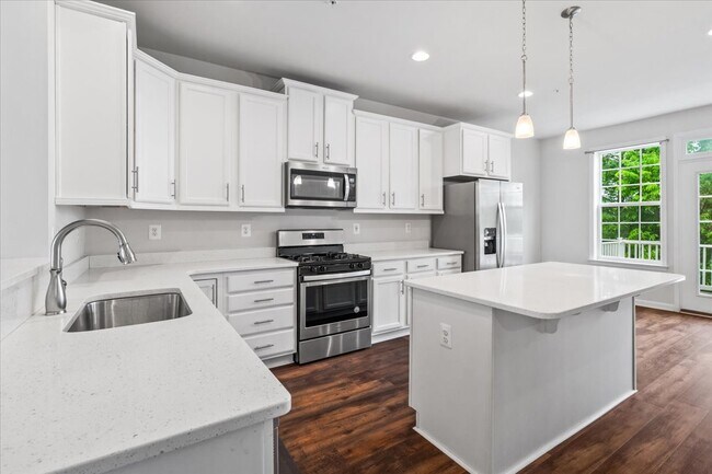 Building Photo - 309 Spring Bank Way