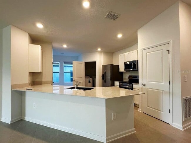 Building Photo - 339 Puma Lp