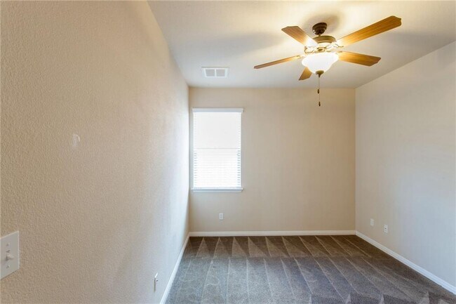 Building Photo - 1334 Grande Mesa Dr