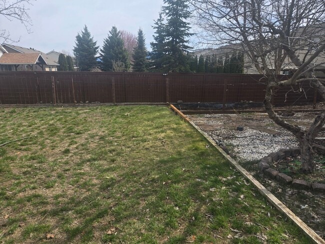 Building Photo - Spacious 3-Bedroom Home with Large Lot, Greenhouse & Bonus Room – The Landings