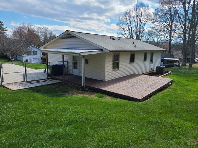 Outside back view - 8 Guinevere Ct