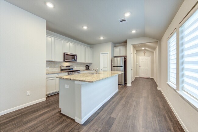 Building Photo - 21414 Hawthorn Harvest Cir