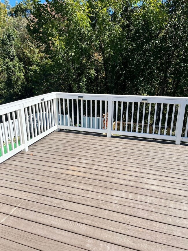 Building Photo - Beautiful 2 Bedrooms 2.5 Bathroom luxury 3...