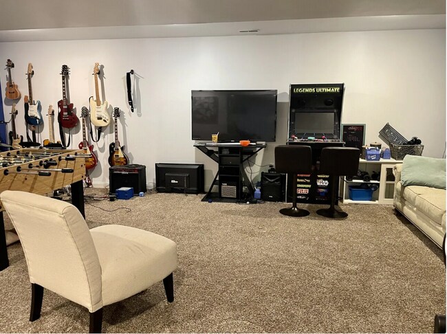 Building Photo - 3744 Jonathan Rdg