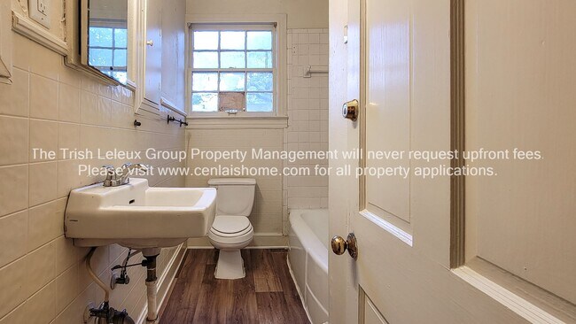 Building Photo - ** Large 1/1 ready now**