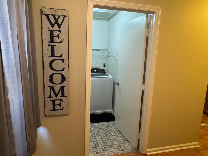 Building Photo - 2724 S 17th St