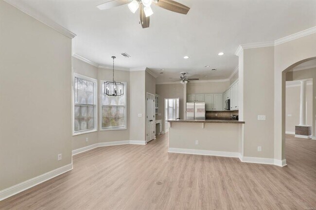 Building Photo - 8643 Carillion Pl