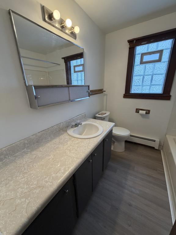 Building Photo - 27 Wayne St SE