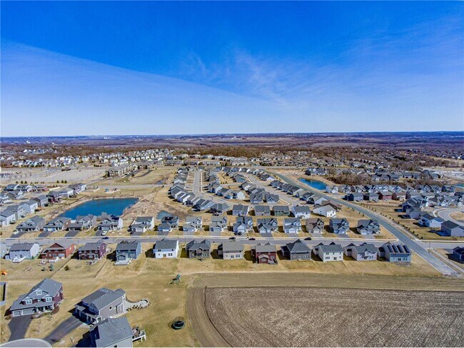 Building Photo - 1582 Edgebrook Ln