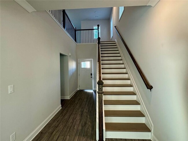 Building Photo - 3899 Brookmont Wy