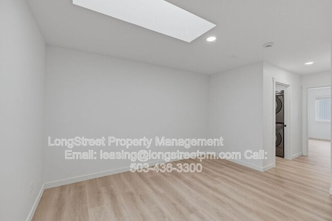 Building Photo - 826 S 19th St