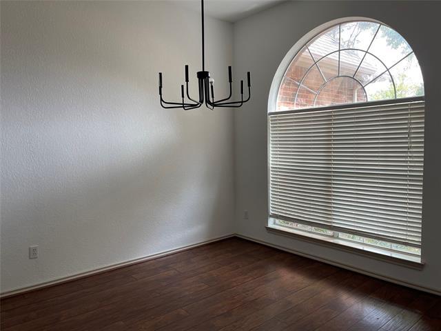 Building Photo - 6030 Bentwood Dr