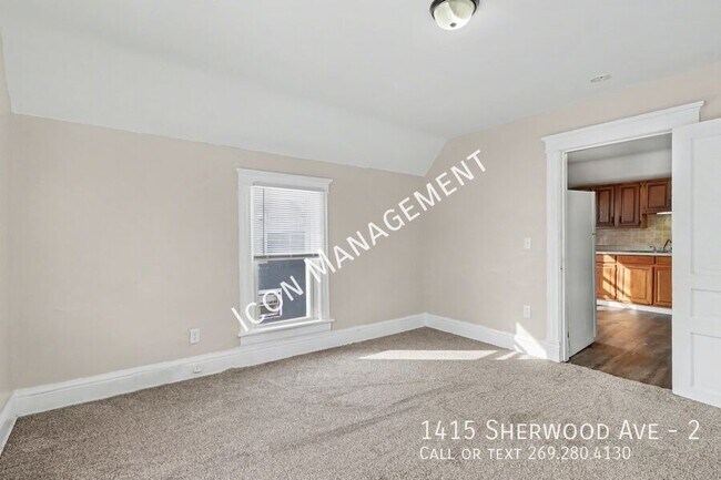 Building Photo - 1415 Sherwood Ave