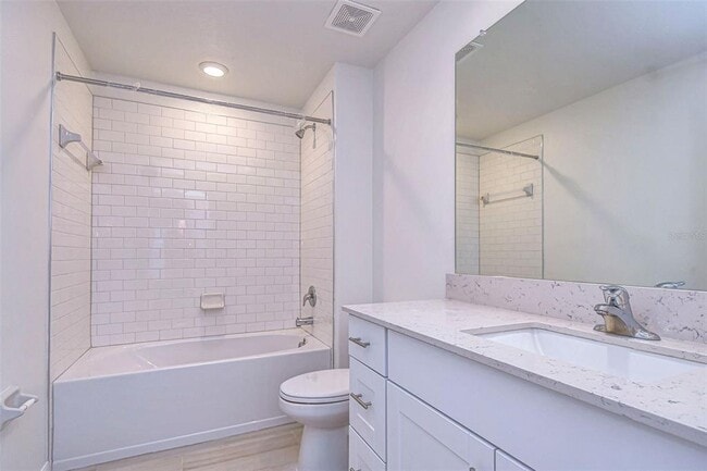 Building Photo - 8879 Little Bluestem Dr