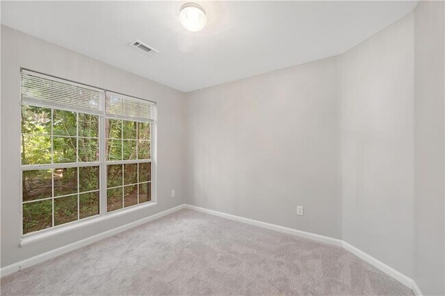 Building Photo - 6375 Seymour Pl NW