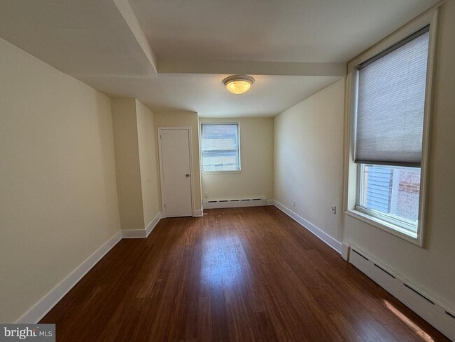 Building Photo - 1436 Wolf St