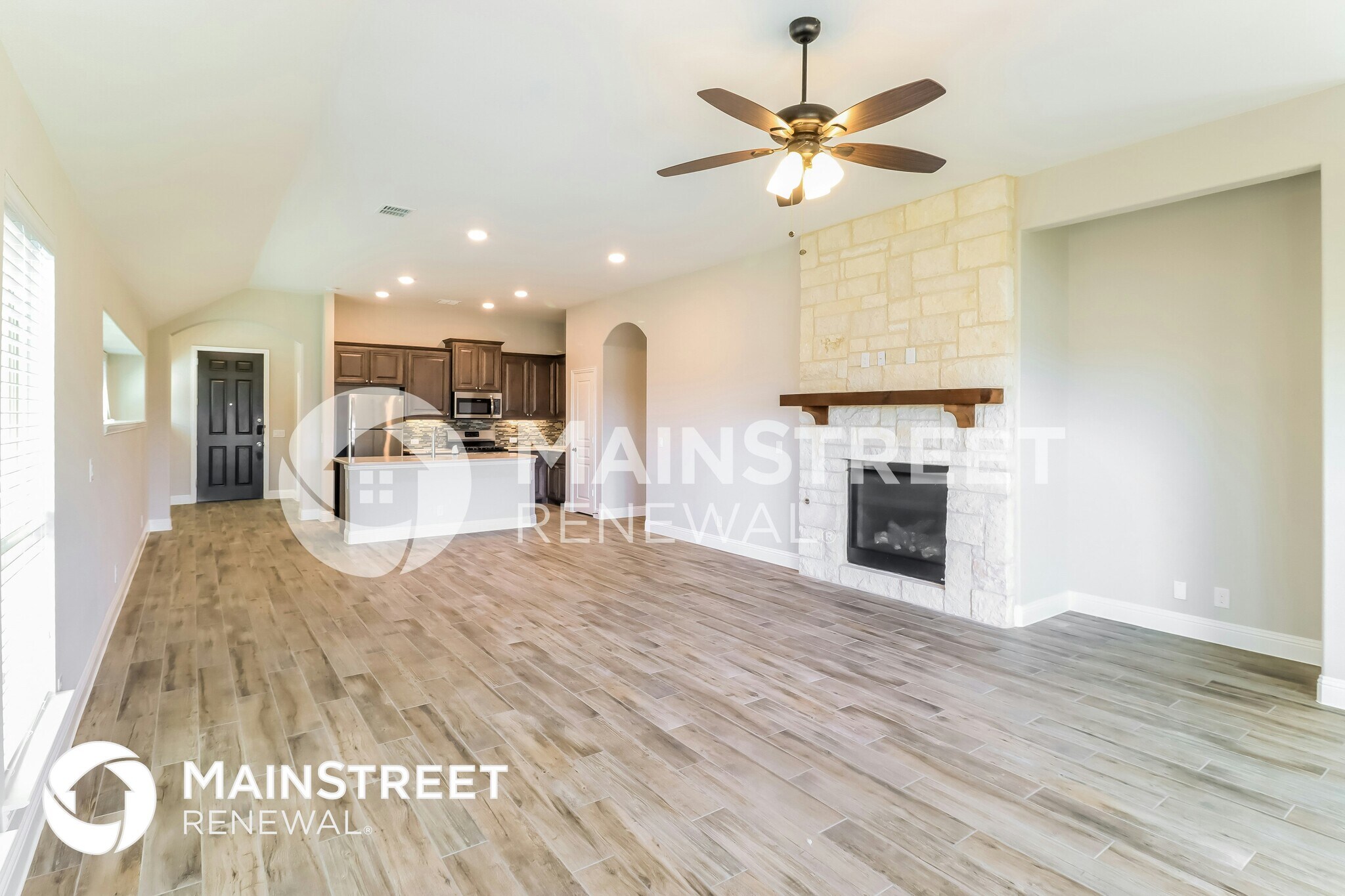Building Photo - 9013 Conroe Dr