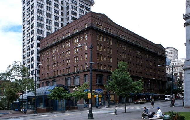 Building View - Morrison Hotel