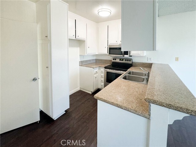 Building Photo - 3649 Emerald St