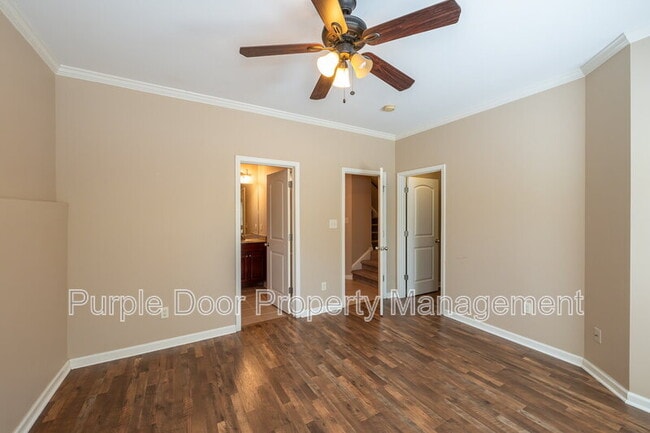 Building Photo - 913 Telfair Close