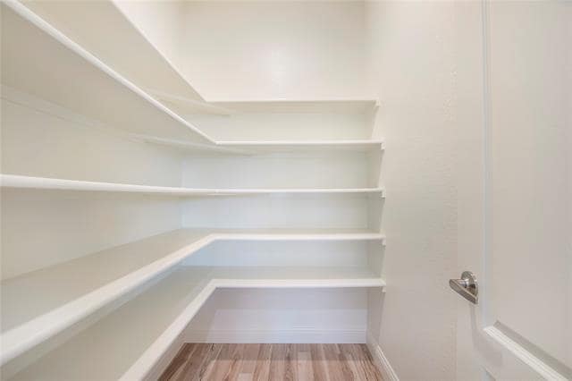Building Photo - 1144 Goldenrod Dr
