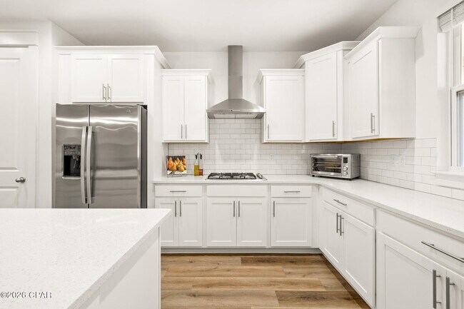 Building Photo - 455 Foxtail Wy