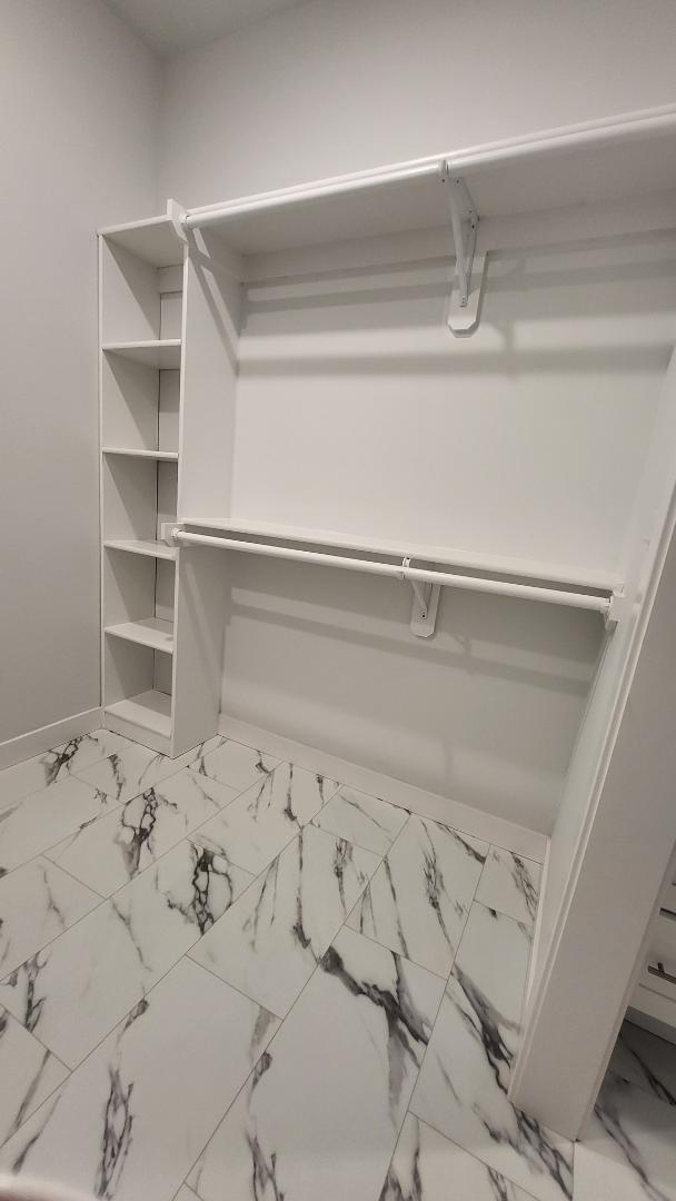 Building Photo - 36 N Swan St