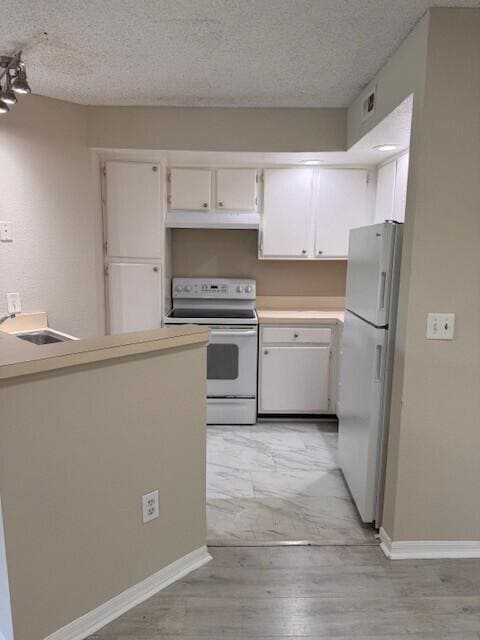 Building Photo - 1401 Village Blvd