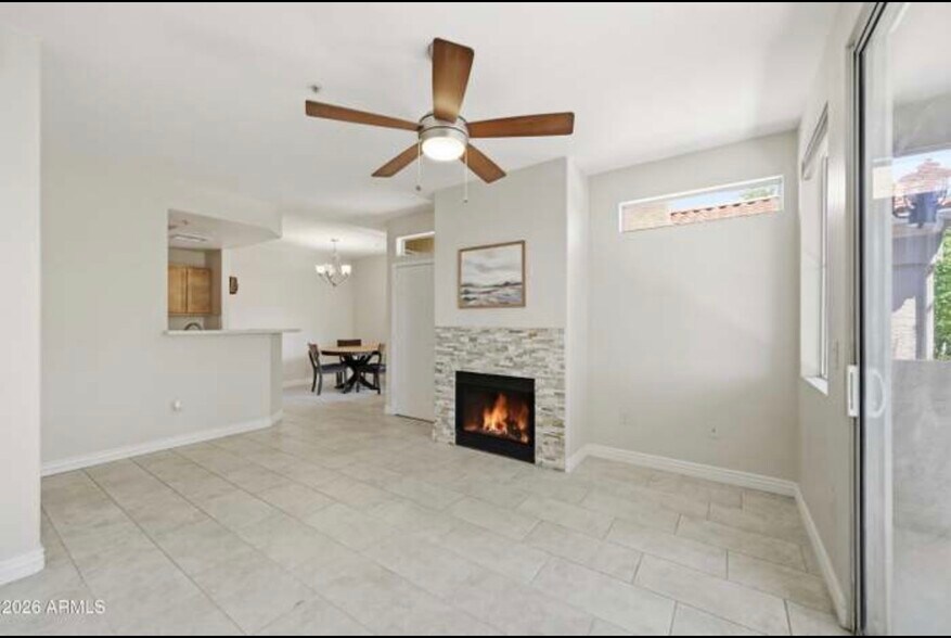 Building Photo - 3830 E Lakewood Pky E