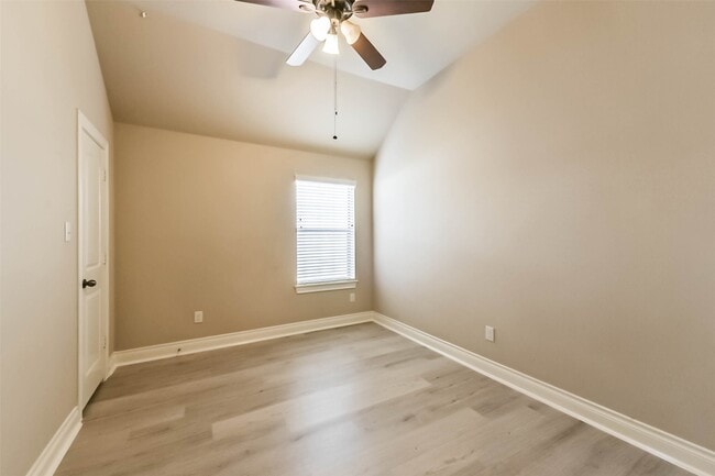 Building Photo - 13010 Gentle Water Dr