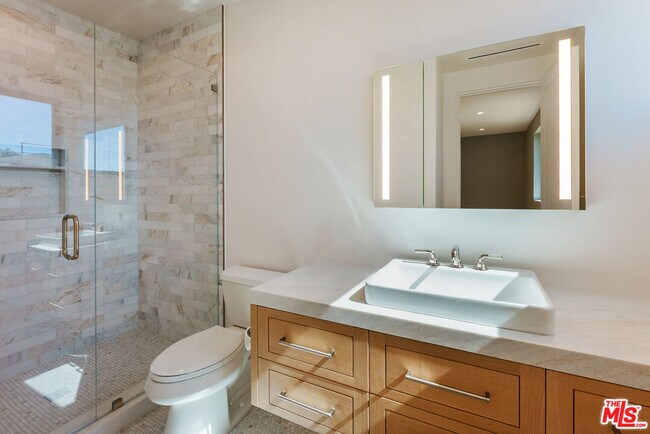 Building Photo - 382 Aderno Way