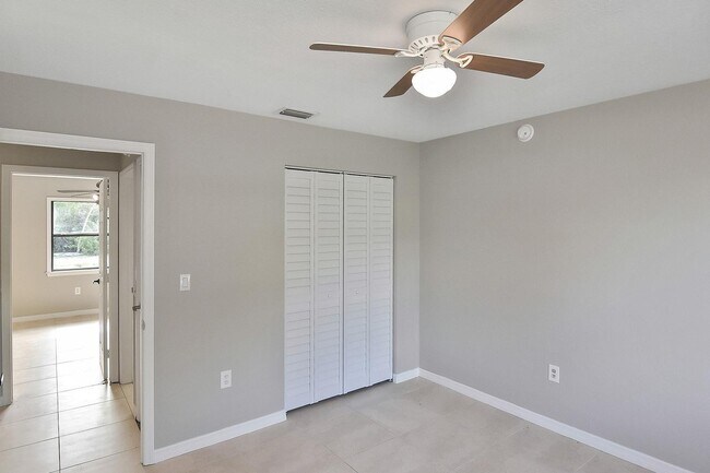 Building Photo - 2374 Dorsey Dr